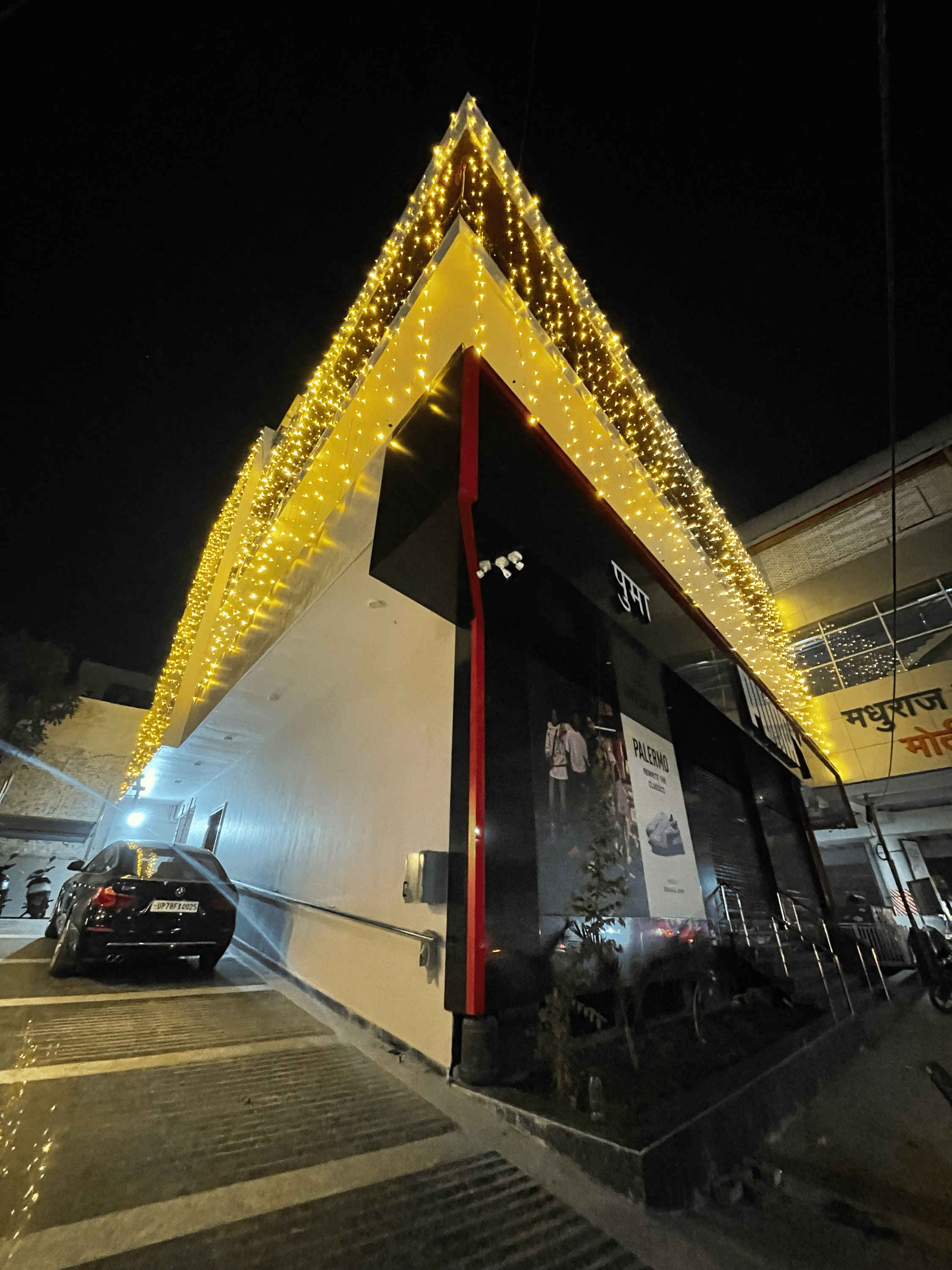 W3Villa Kanpur Office Workspace